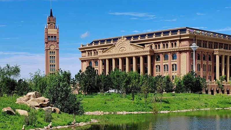 师资背景是判断老师资质的关键。可以从以下几个方面了解：