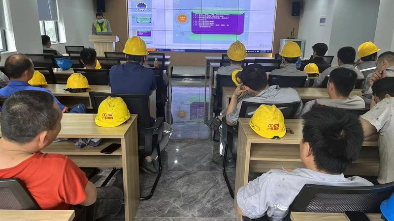 建造师考试教材版本对照，如何快速找到最适合自己的版本？**
